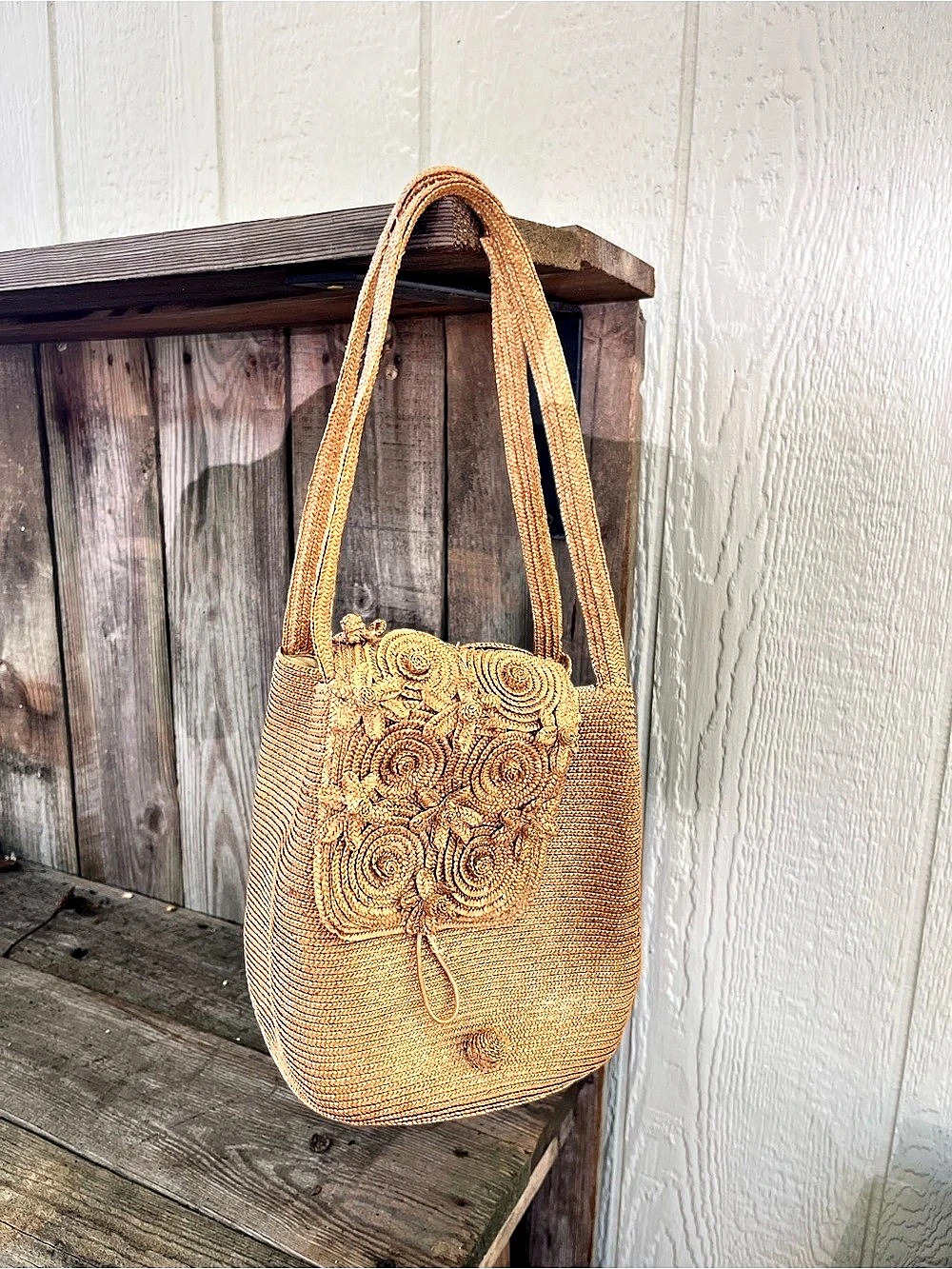 Woven Shoulder Bag in Brown